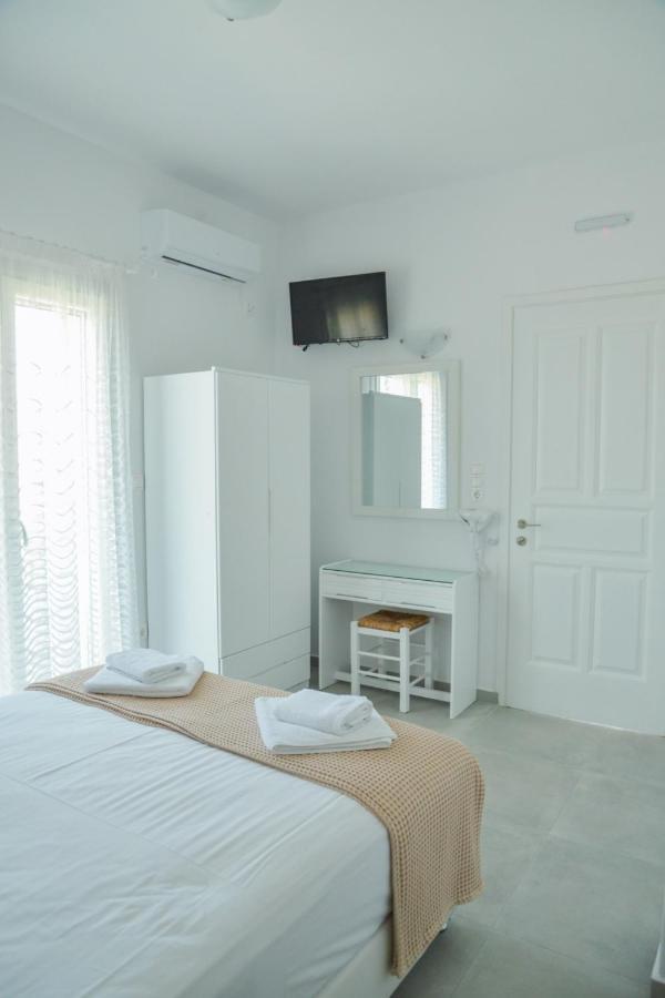 Zeras Apartments Adamantas (Milos) Exterior foto