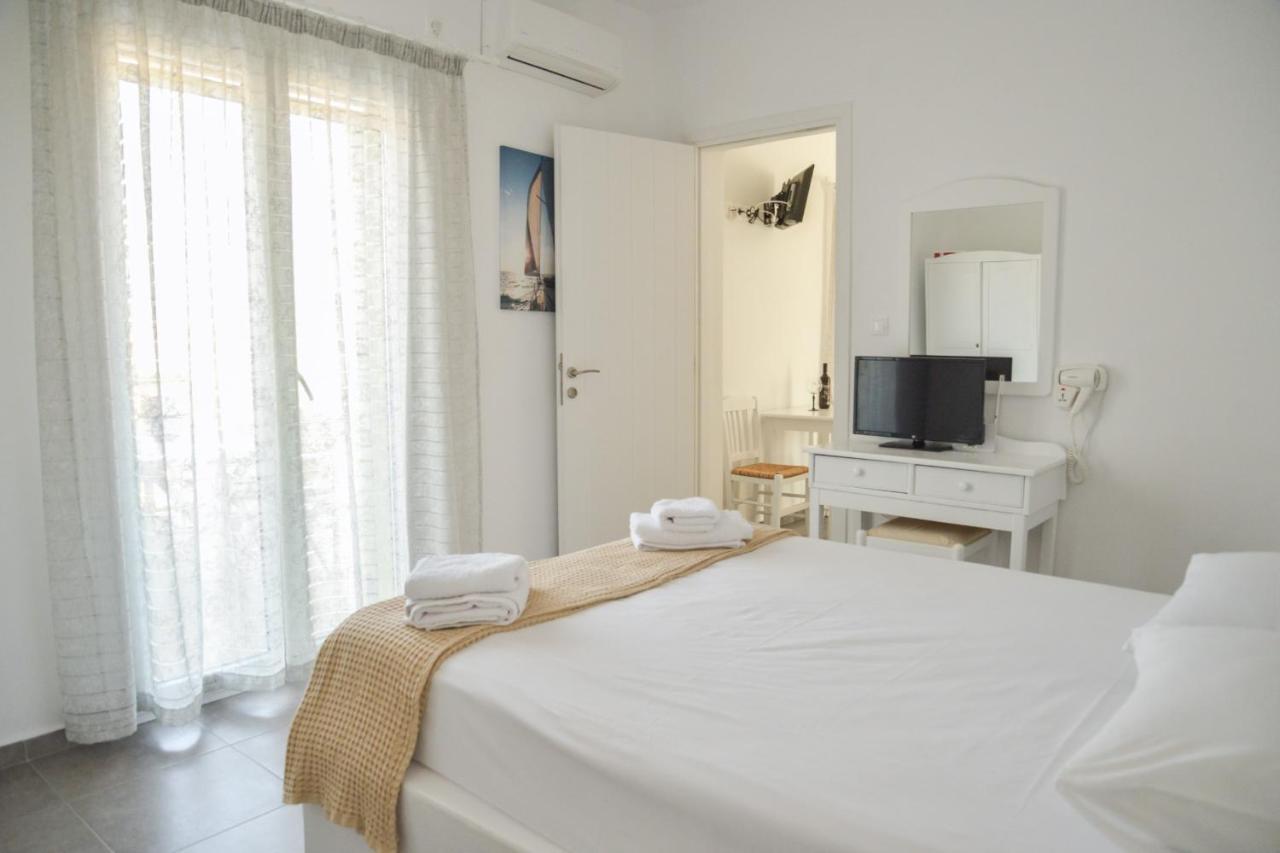 Zeras Apartments Adamantas (Milos) Exterior foto